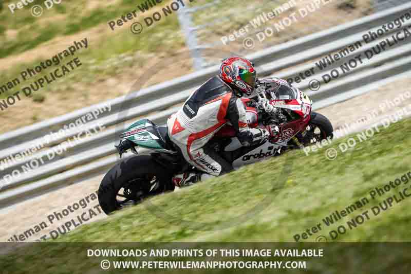 cadwell no limits trackday;cadwell park;cadwell park photographs;cadwell trackday photographs;enduro digital images;event digital images;eventdigitalimages;navarra;no limits trackdays;peter wileman photography;racing digital images;trackday digital images;trackday photos